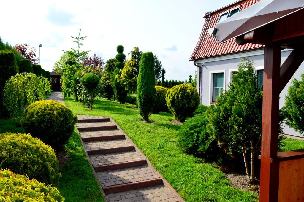 Hotel Wielkopolanka Sroda Wielkopolska Ngoại thất bức ảnh