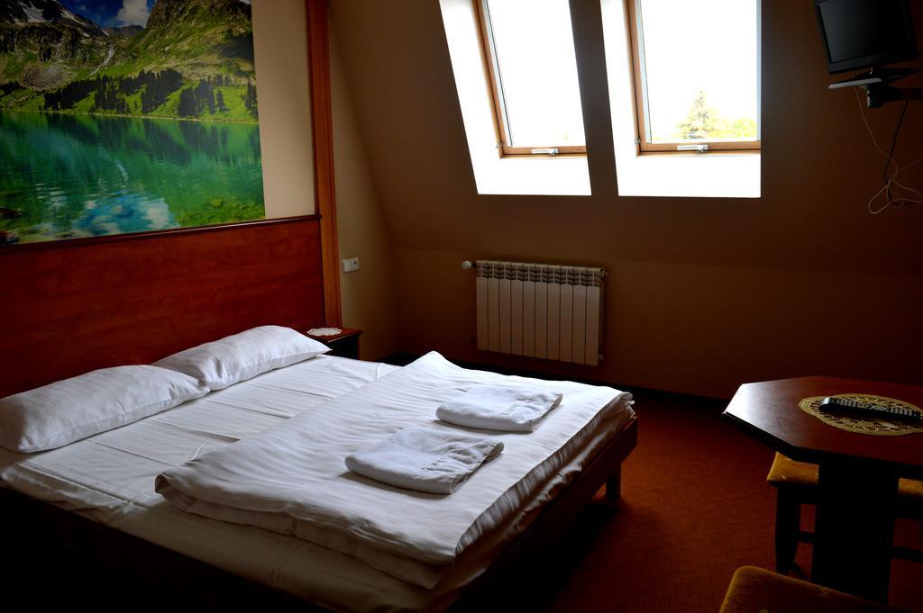 Hotel Wielkopolanka Sroda Wielkopolska Ngoại thất bức ảnh